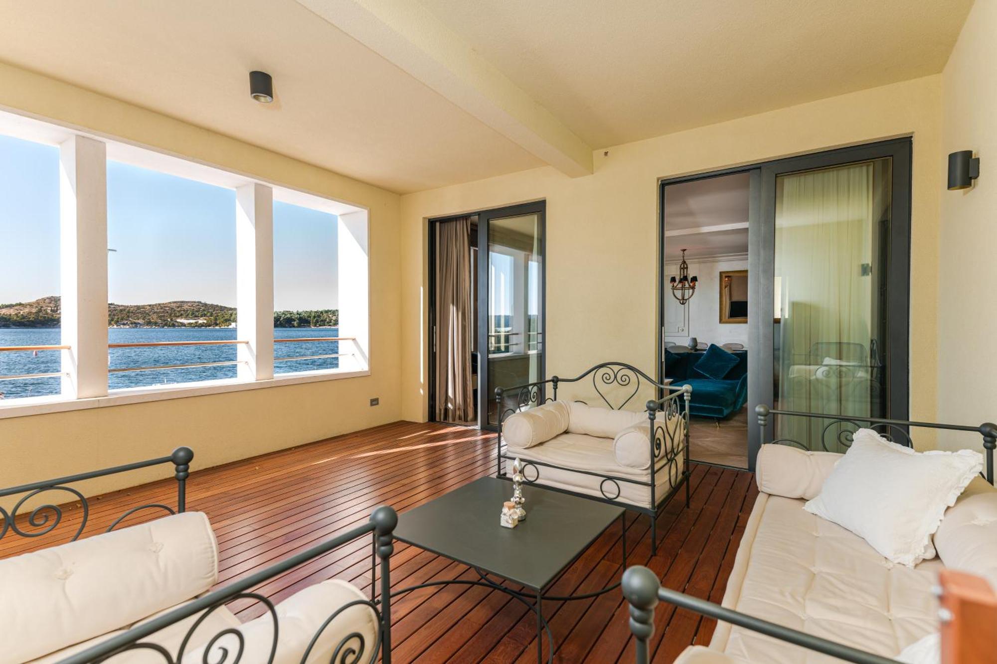 Armerun Heritage Hotel & Residences Šibenik Quarto foto